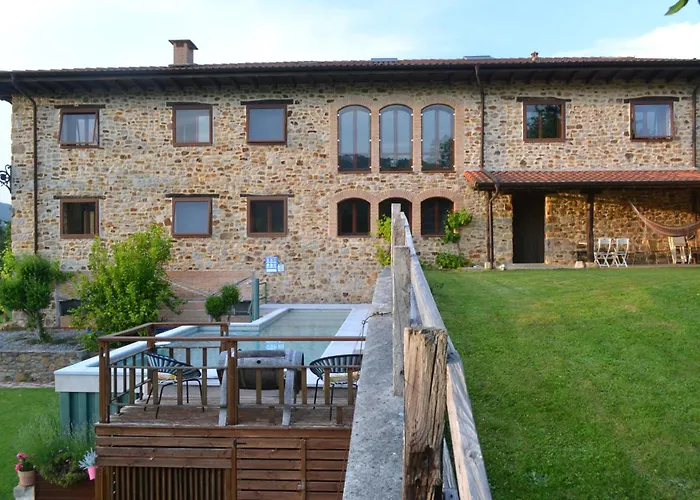 ゴロサリ カントリーハウス *