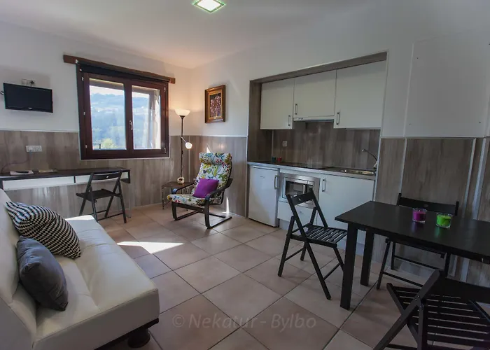 ゴロサリ * Escoriaza