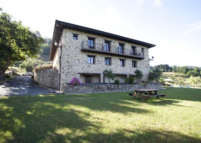 カントリーハウス ゴロサリ *