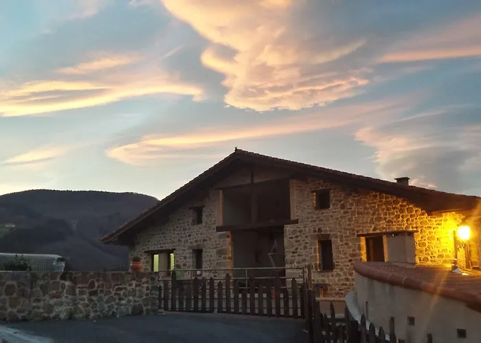 ゴロサリ カントリーハウス Escoriaza