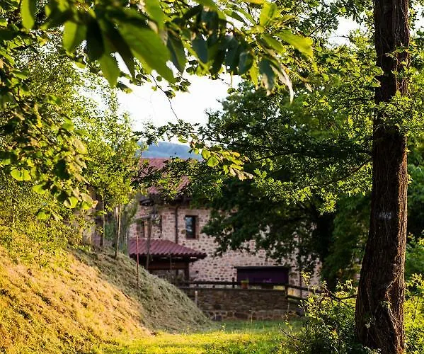 ゴロサリ カントリーハウス